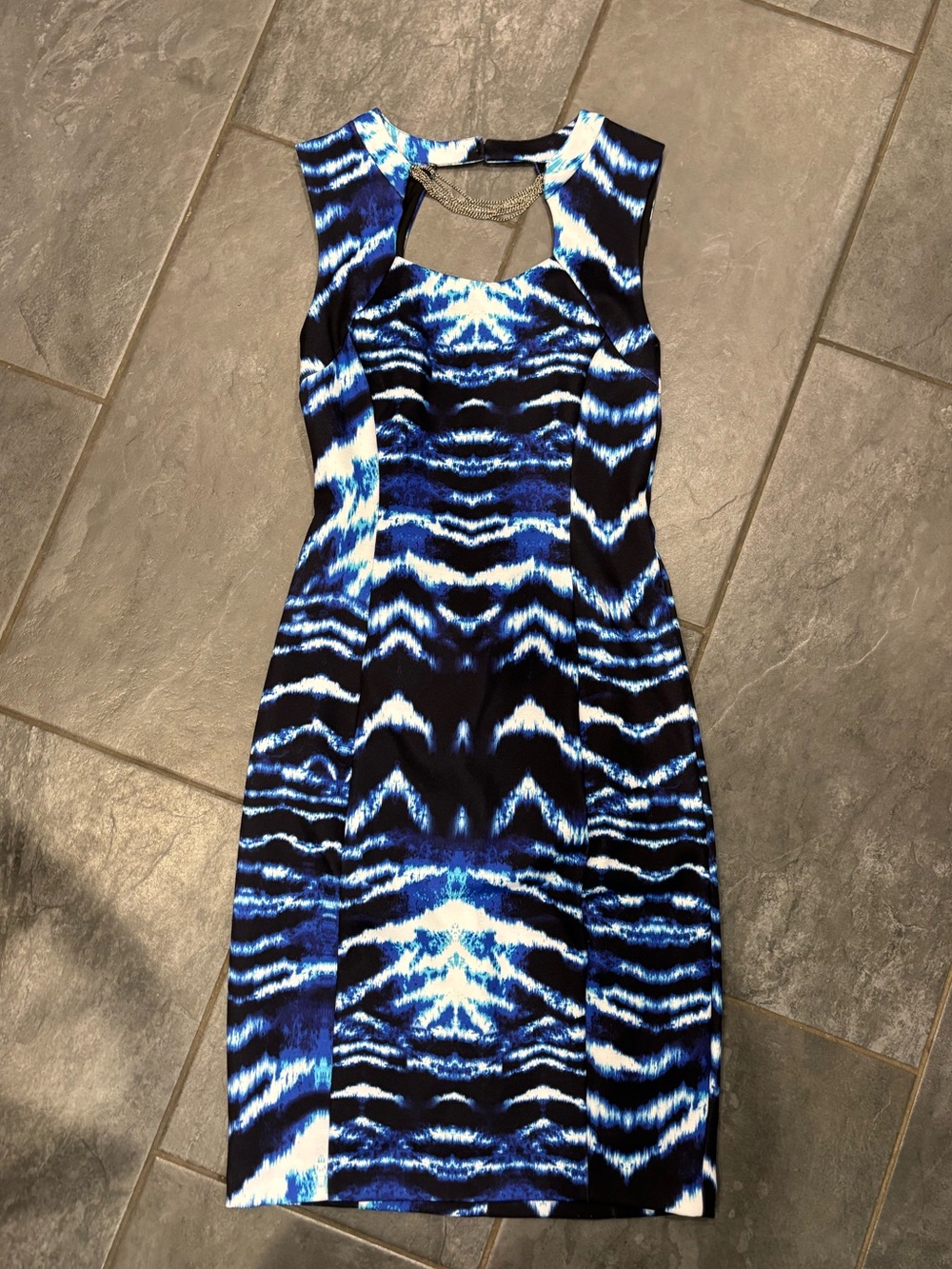 Jennifer Lopez Sleeveless Blue Patterned Bodycon Dress size 2